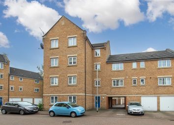 Thumbnail Flat for sale in Bramley Court, Luton Road, Dunstable
