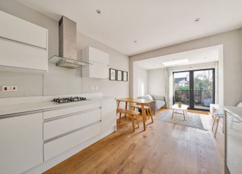 Thumbnail Flat to rent in Oakley Gardens, Crouch End, London
