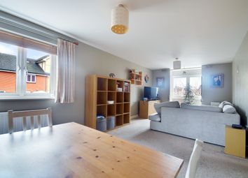 Thumbnail 2 bed flat for sale in Park View, Reading