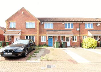 2 Bedrooms Terraced house to rent in Vulcan Close, London E6
