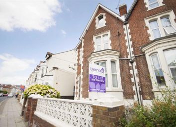 Thumbnail 1 bed flat to rent in Victoria Road North, Southsea