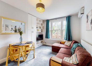 Thumbnail 2 bed flat to rent in Reform Street, London