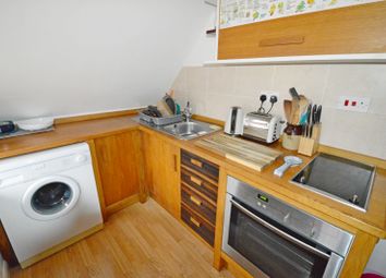 Thumbnail 1 bed flat to rent in Bowen Lane, Petersfield