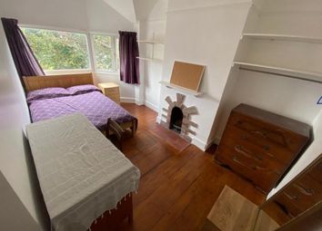 Thumbnail Room to rent in Clifton Gardens, Canterbury, Kent