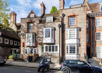 Thumbnail Terraced house for sale in The Vale, Chelsea, London