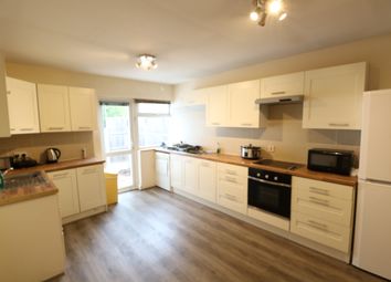2 Bedrooms Flat to rent in Green Lane, London NW4