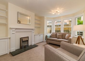 Thumbnail 2 bed flat to rent in Walton Crescent, Oxford