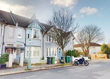 Thumbnail 1 bedroom flat for sale in Lyndhurst Road, Hove