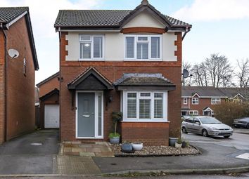 Thumbnail 3 bed detached house for sale in Knaphill, Woking, Surrey