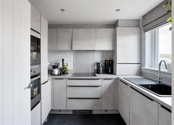 3 Sides Kitchen With Lots Of Storage