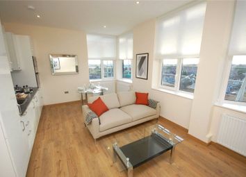 2 Bedrooms Flat for sale in New Enterprise House, 149-151 High Road, Chadwell Heath, Essex RM6