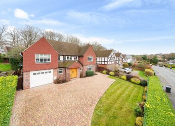 Thumbnail 6 bedroom detached house for sale in Howards Wood Drive, Gerrards Cross