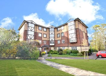 Thumbnail Flat for sale in Lords Place, Knights Field, Luton, Bedfordshire