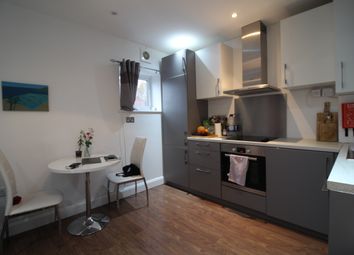 2 Bedrooms Flat to rent in The Cut, London SE1