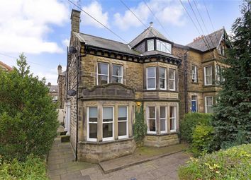 2 Bedrooms Flat for sale in West Cliffe Grove, Harrogate, North Yorkshire HG2
