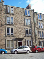 Thumbnail 1 bed flat to rent in Gr Peddie Street, Dundee