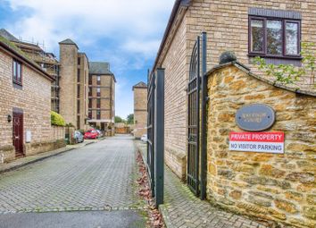 Sherborne - 2 bed flat for sale