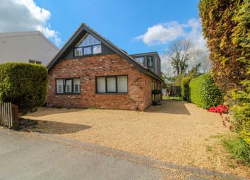 4 Bedrooms Detached house for sale in Forbes Park, Robins Lane, Bramhall, Stockport SK7