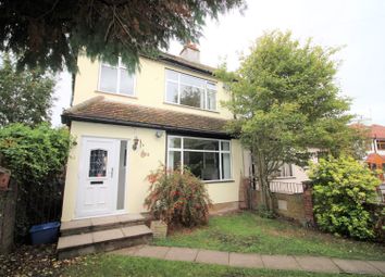3 Bedrooms Semi-detached house for sale in Butlers Drive, Chingford E4