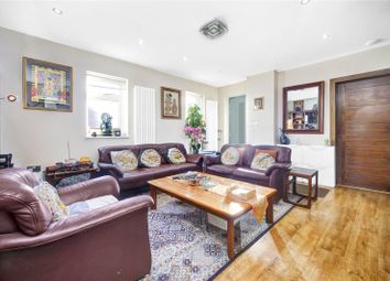 Thumbnail Detached house for sale in Queens Way, Hendon
