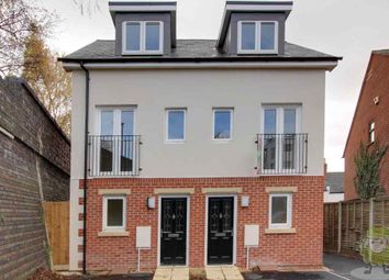 3 Bedroom Semi-detached house for rent