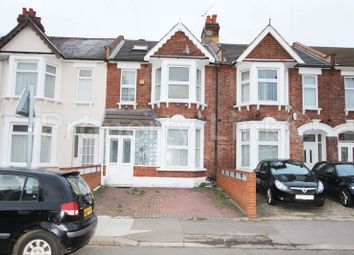 4 Bedrooms Terraced house for sale in Perth Road, Ilford IG2