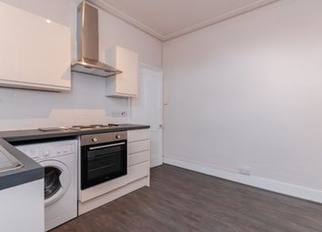 3 Bedrooms Flat to rent in Station Road, London E4