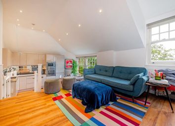 Thumbnail Flat to rent in Queens Avenue, Muswell Hill