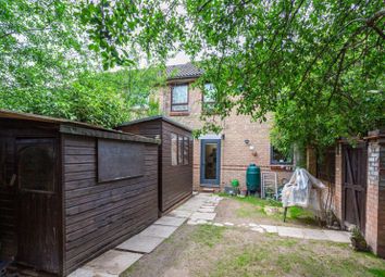 Thumbnail Flat for sale in Hellyer Way, Bourne End