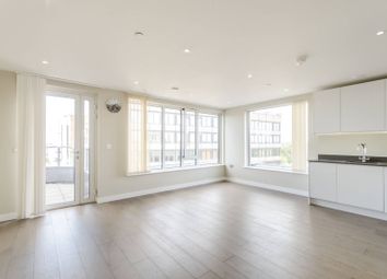 Thumbnail 2 bedroom flat for sale in High Street, Bromley