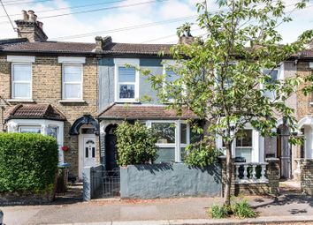 3 Bedrooms Terraced house for sale in Worsley Road, London E11