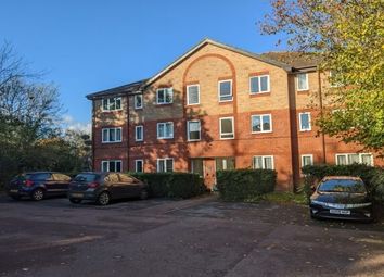 Thumbnail 1 bed flat to rent in Chetwood Road, Crawley