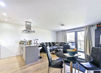 1 Bedrooms Flat for sale in Spring Apartments, 26 Stebondale Street, London E14