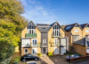 Thumbnail 2 bed flat for sale in Roundburrow Close, Warlingham