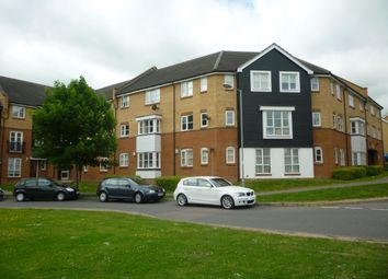 Thumbnail 2 bed flat to rent in Plomer Avenue, Hoddesdon