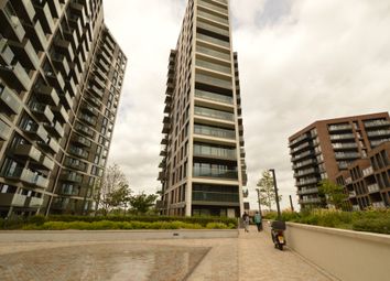 3 Bedrooms Flat to rent in Hampton Apartments, Duke Of Wellington Avenue, Royal Arsenal Riverside SE18