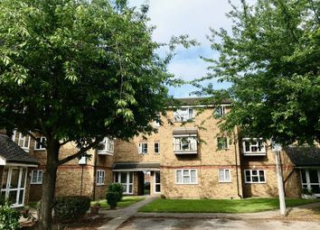 2 Bedrooms Flat to rent in Ruckholt Road, London E10