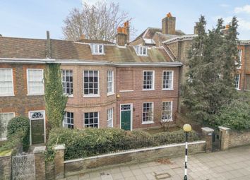 Thumbnail Detached house to rent in Hampton Court Road, East Molesey