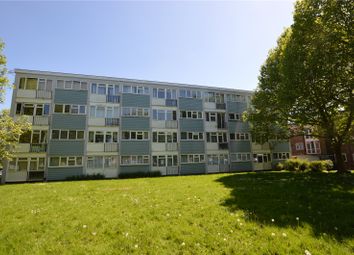 Thumbnail 1 bed flat to rent in The Knares, Basildon