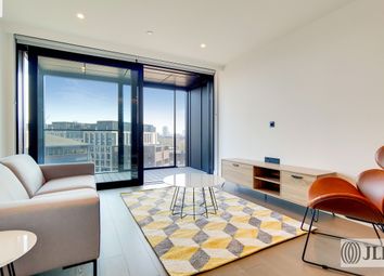 Thumbnail Flat to rent in Albert Embankment, London