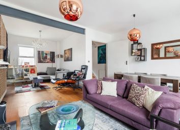 Thumbnail 4 bedroom flat for sale in Cornwall Crescent, Notting Hill
