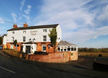 Thumbnail Pub/bar for sale in Queens Head, Oswestry