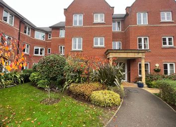 Thumbnail 1 bed flat to rent in Foxhall Court, School Lane, Banbury