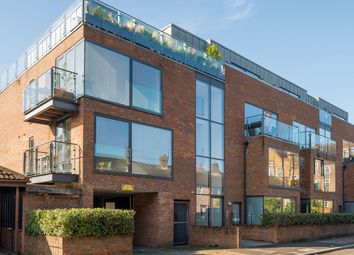 Thumbnail Flat for sale in Hillyard Street, Oval