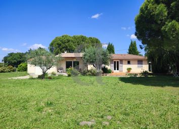 Thumbnail 3 bed bungalow for sale in Valreas, Provence-Alpes-Cote D'azur, 84600, France