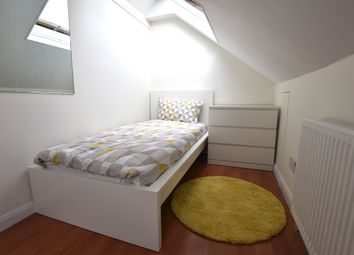 Thumbnail Room to rent in St. Elmo Road, London