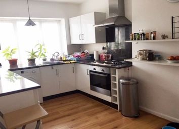 2 Bedrooms Flat to rent in Station Road, London E4