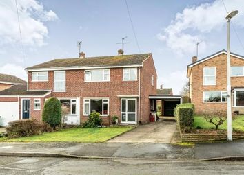 3 Bedrooms Semi-detached house for sale in Friary Close, Hampton Magna, Warwick, Warwickshire CV35