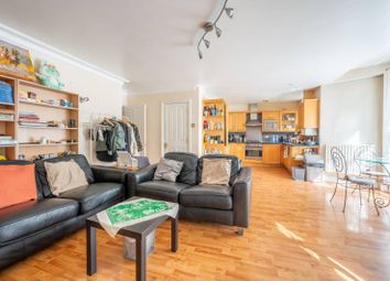 Thumbnail 3 bed flat for sale in Swan Street, Borough, London