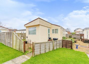 Thumbnail 2 bed mobile/park home for sale in Moorgreen Road, West End, Southampton